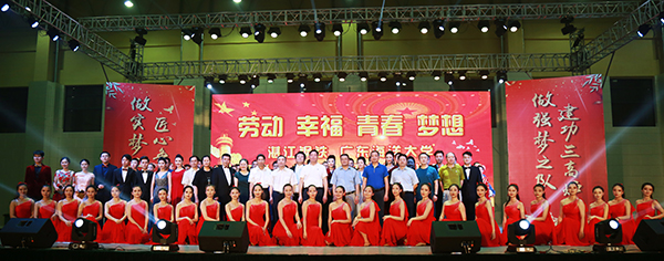 0G8A5865.jpg 0G8A5865.jpg